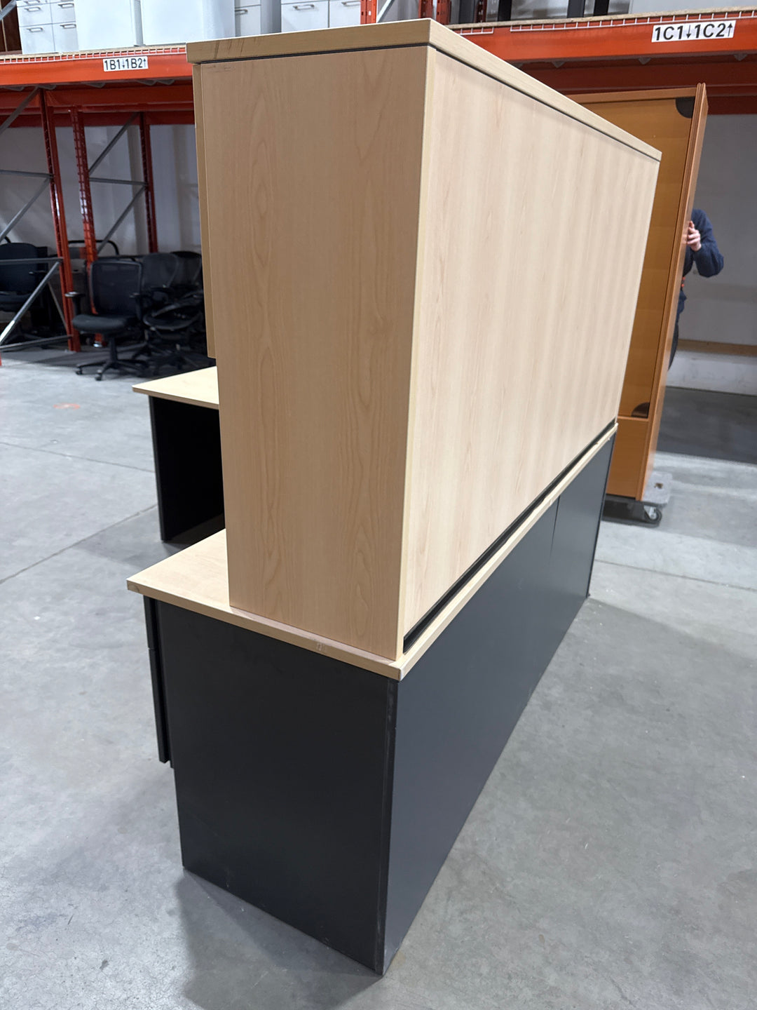 L-Shape Desk w/Hutch and BF Ped