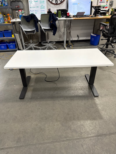 5’ Haworth Sit Stand Desk