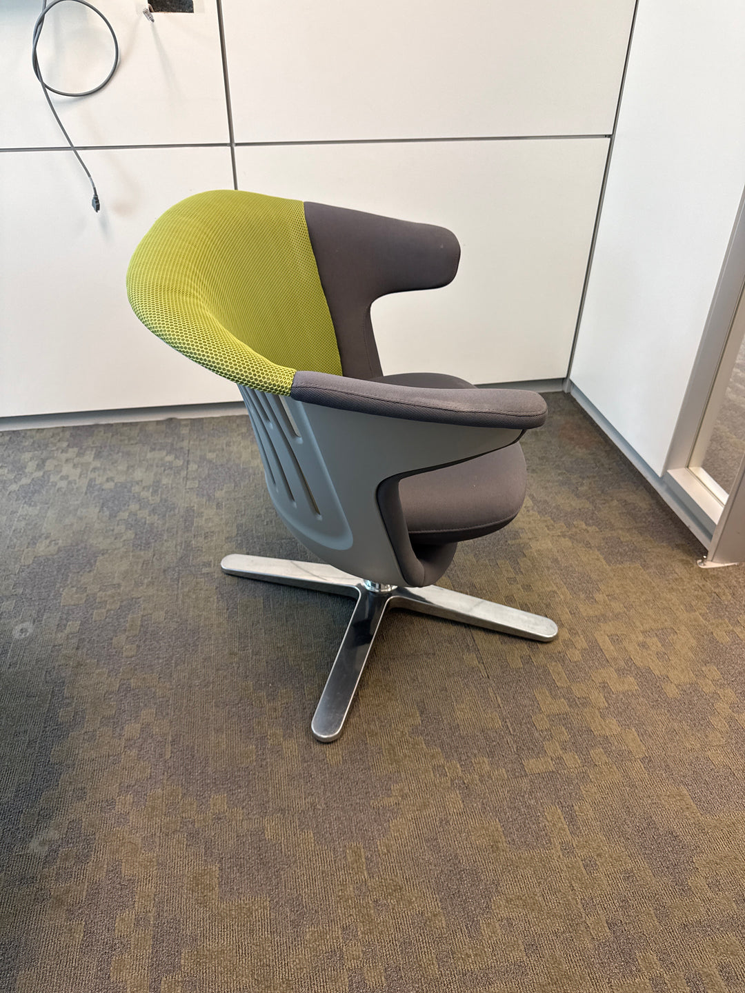 Steelcase Swivel Lounge Chair