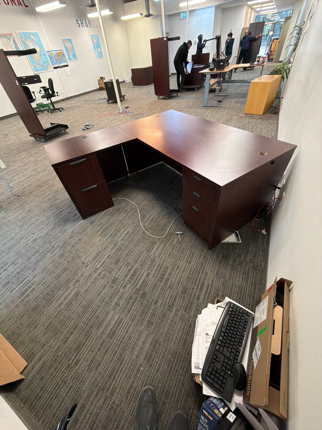 L Shaped Desk w/FF and BBF Peds