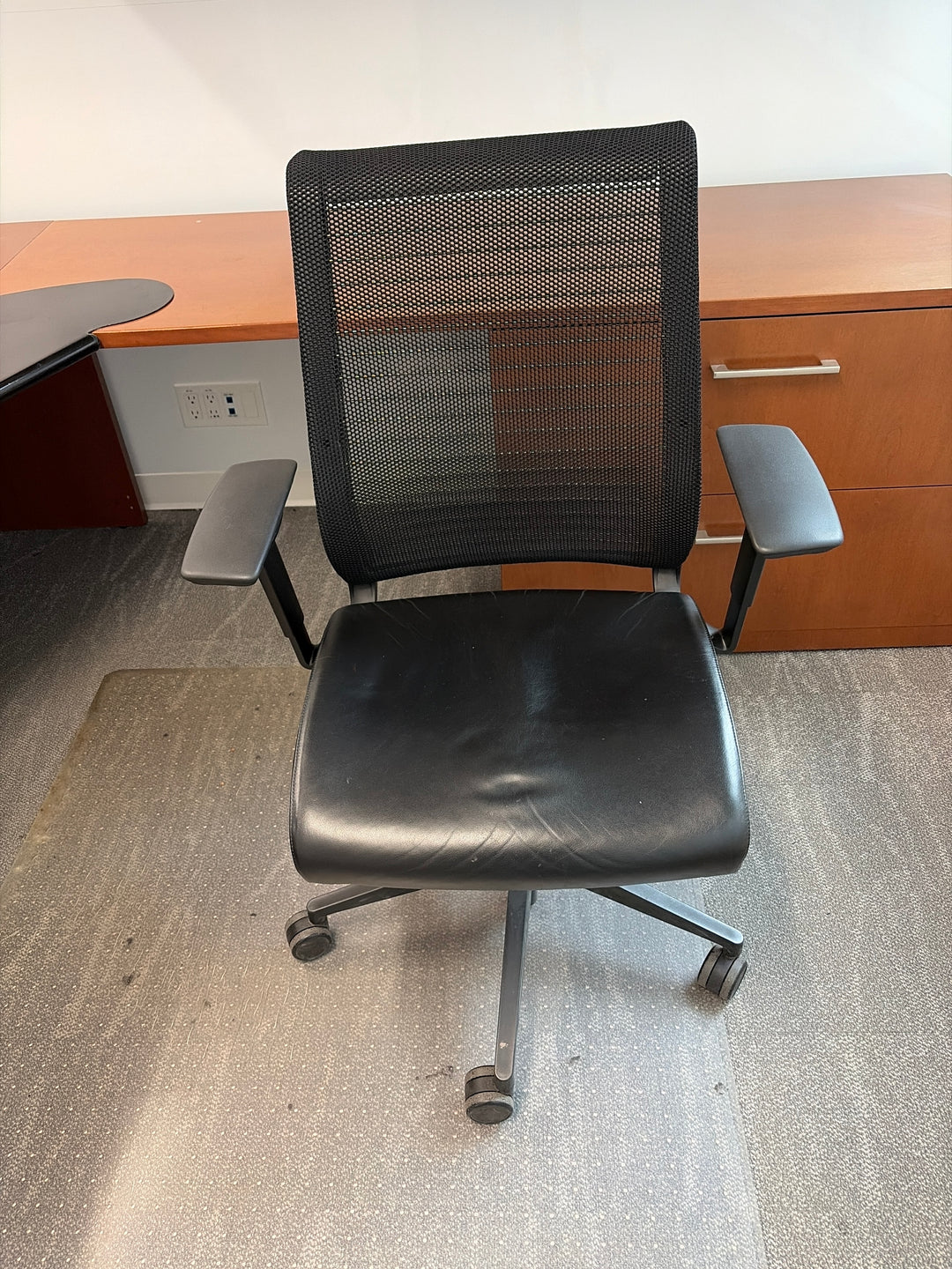 Steelcase Think Task Chair w/Leather Seat
