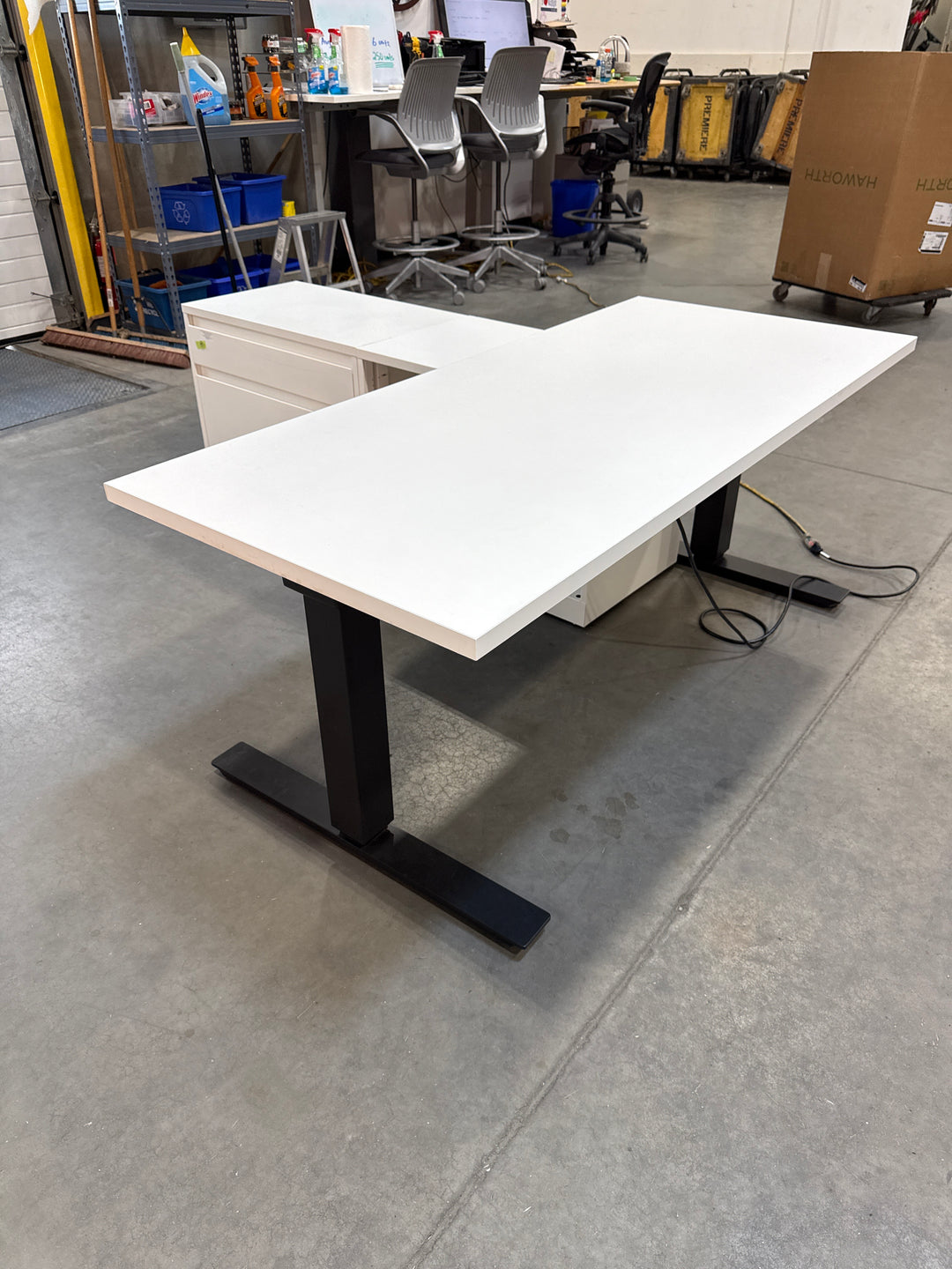 Haworth L-Shape Electronic Sit Stand w/Steelcase Lower Credenza (Reversible)