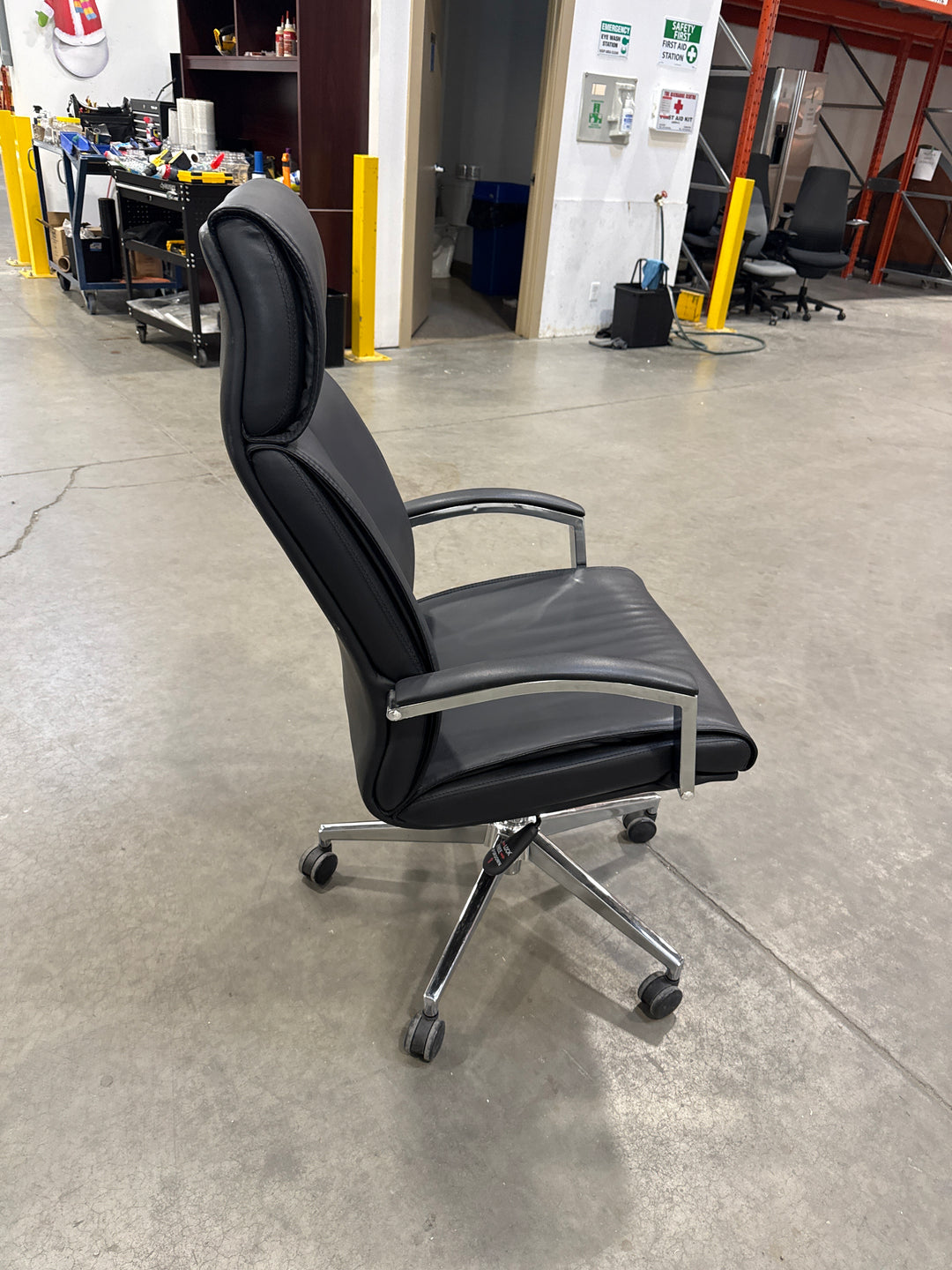 Hypnos Leather Meeting Chair