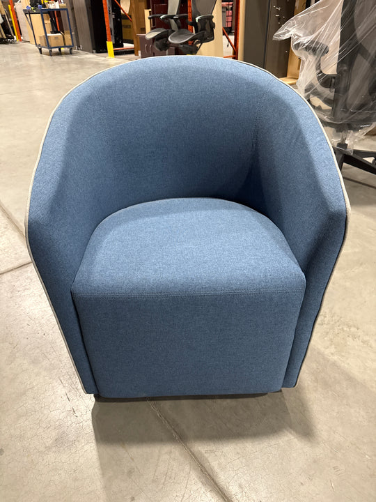 Mobile Fabric Lounge Chair