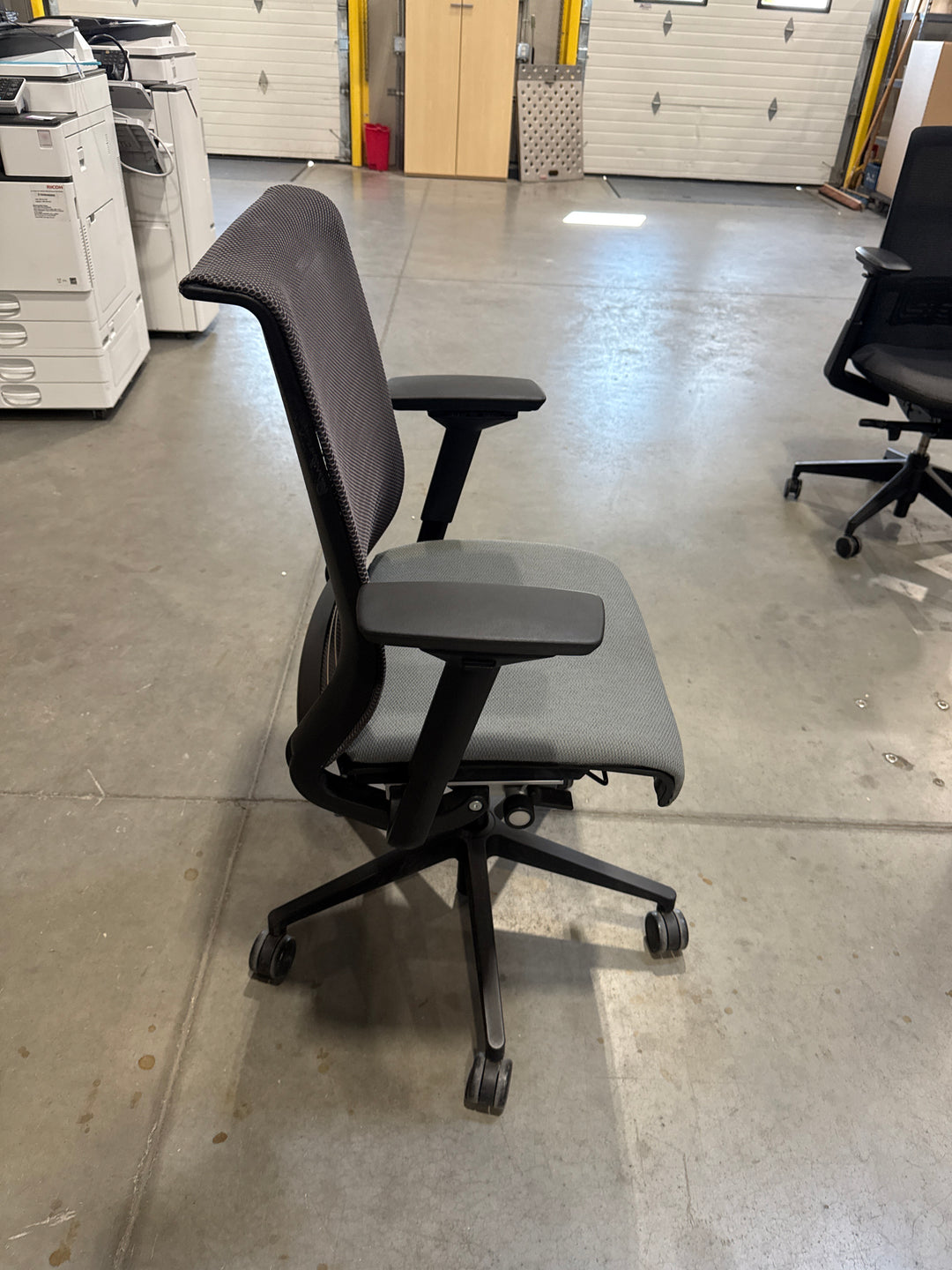 Steelcase Think Task Chair
