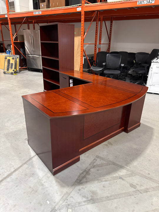 Executive L-Shape Suite w/BBF, FF Peds, Credenza and Bookcase