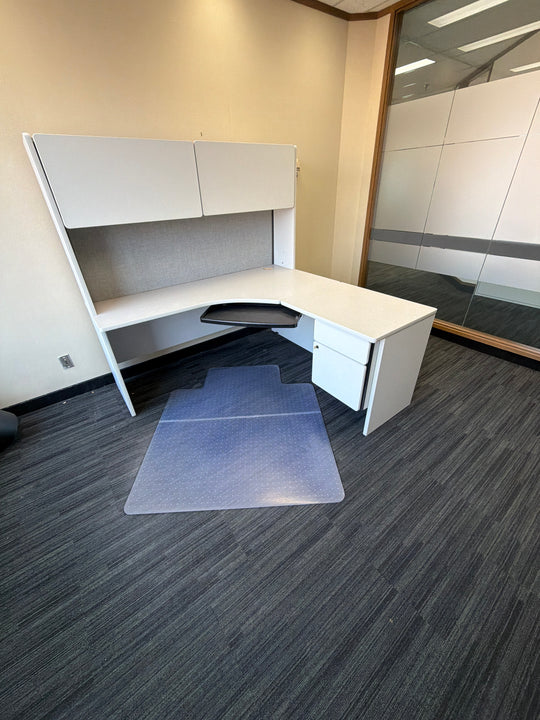 L-Shape Desk w/Hutch, BF Ped