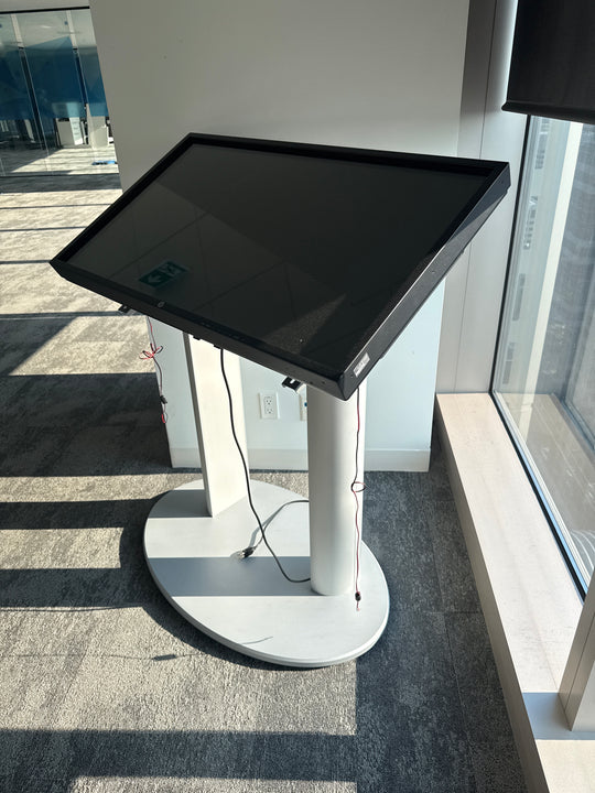 HP Touchscreen Stand