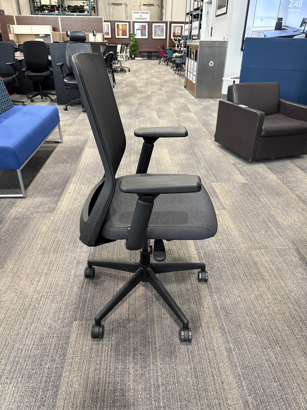 Workspace48 Essence Task Chair