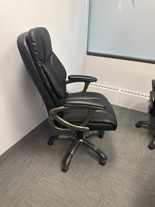 Leather Meeting Chair
