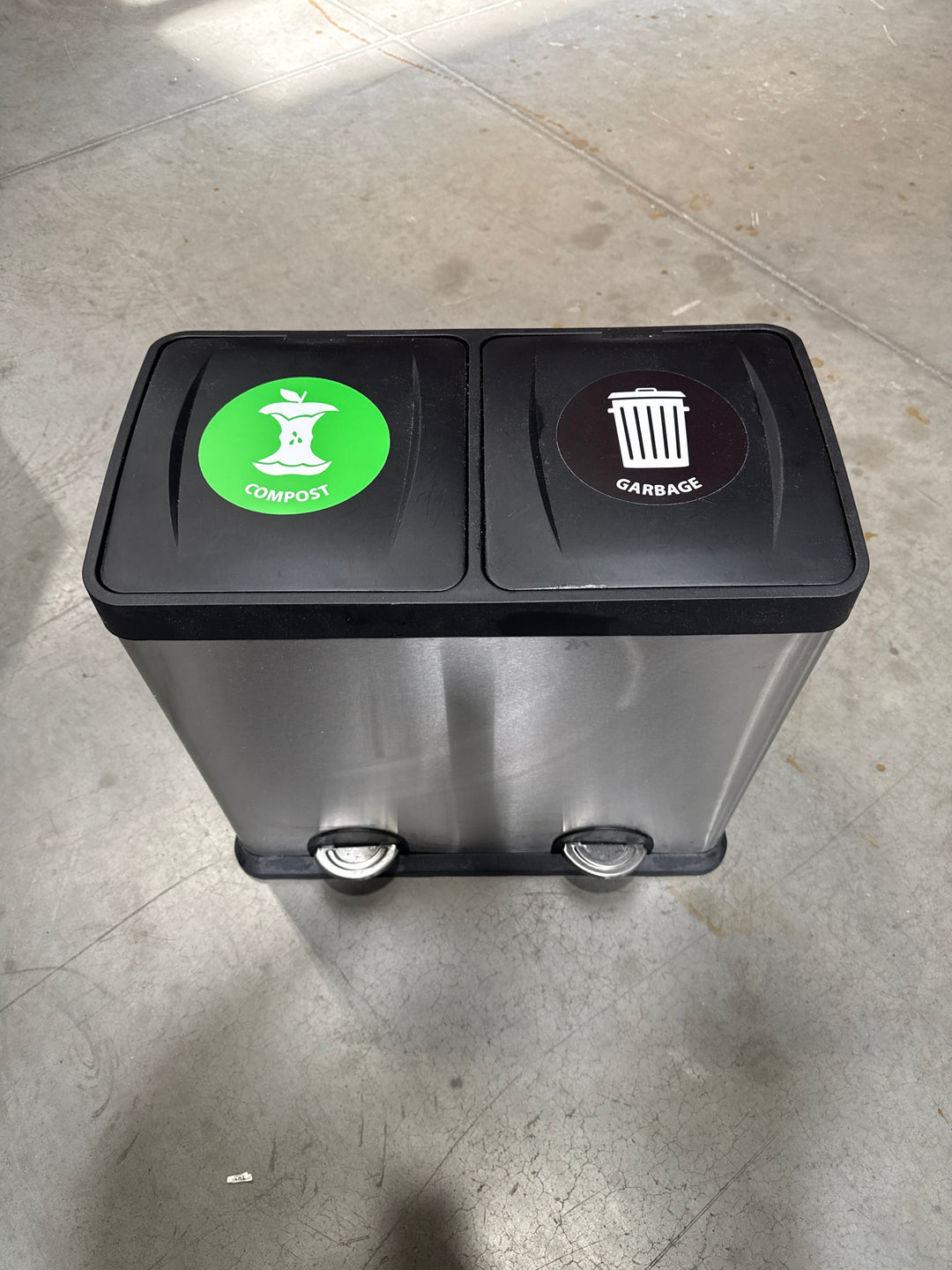 Metal Compost/Garbage Bin