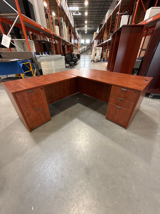 L-Shape Desk w/BBF, FF Ped