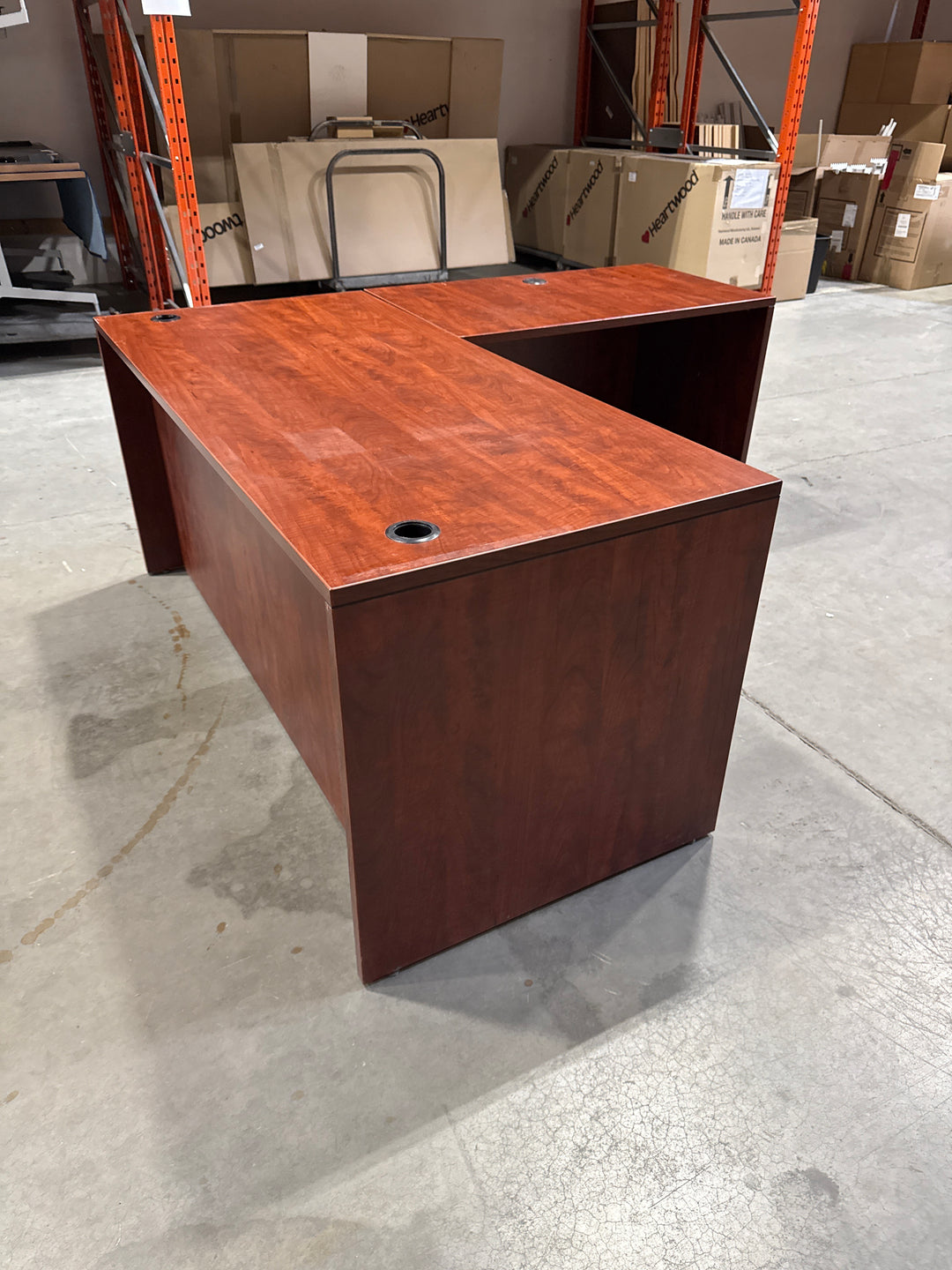 L-Shape Desk w/BBF Ped