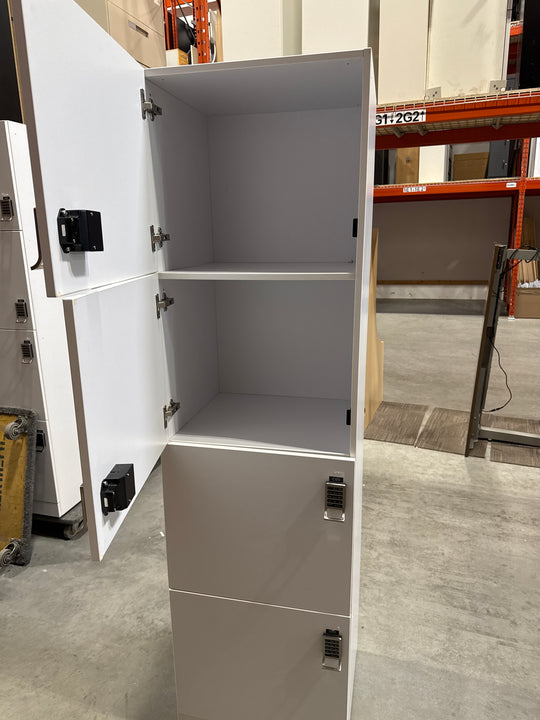 Wooden Locker (Bank of 4)