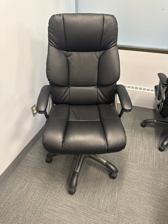 Leather Meeting Chair