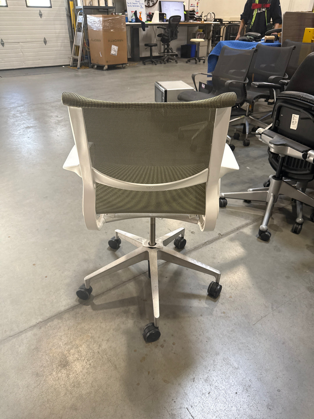 Herman Miller Setu Meeting Chair