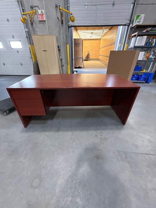 6' Straight Desk w/BF Ped