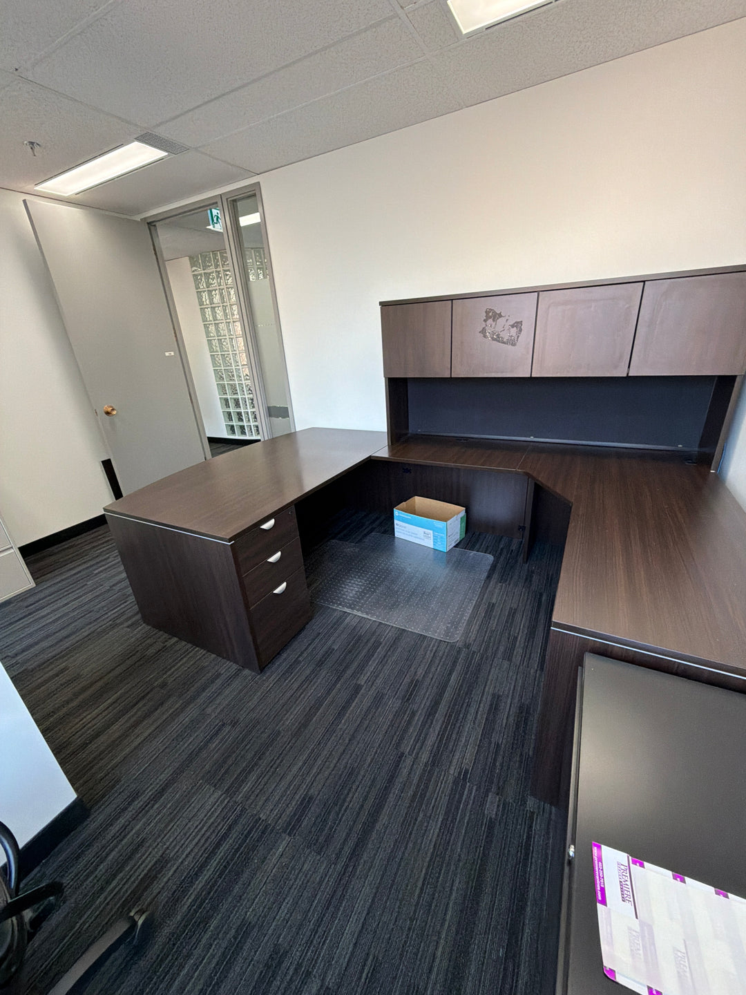 Bow Front U-Shape Desk w/Hutch, BBF Ped
