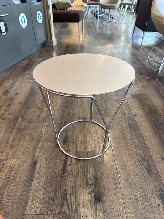 18” Round Metal End Table