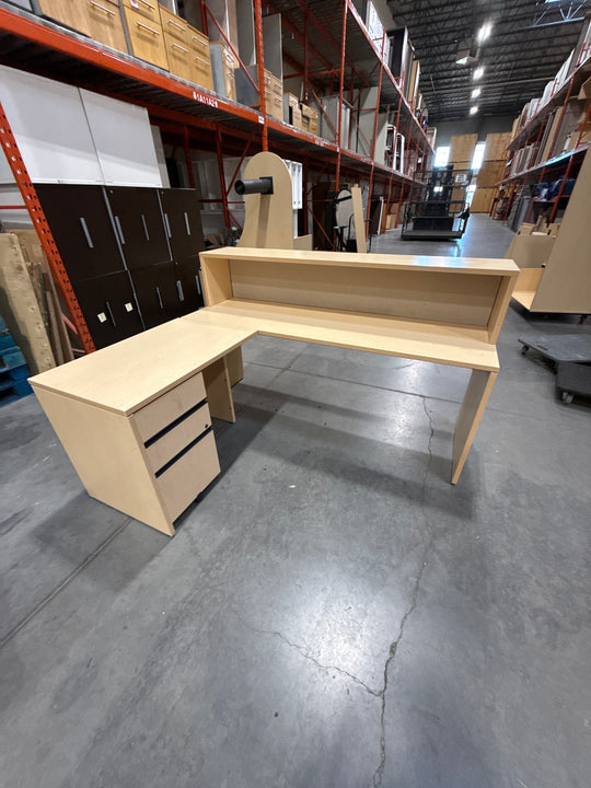 L-Shape Reception Desk w/BBF Ped