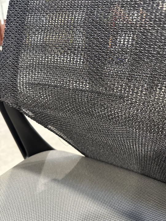 Mesh Back Stacking Guest Chair