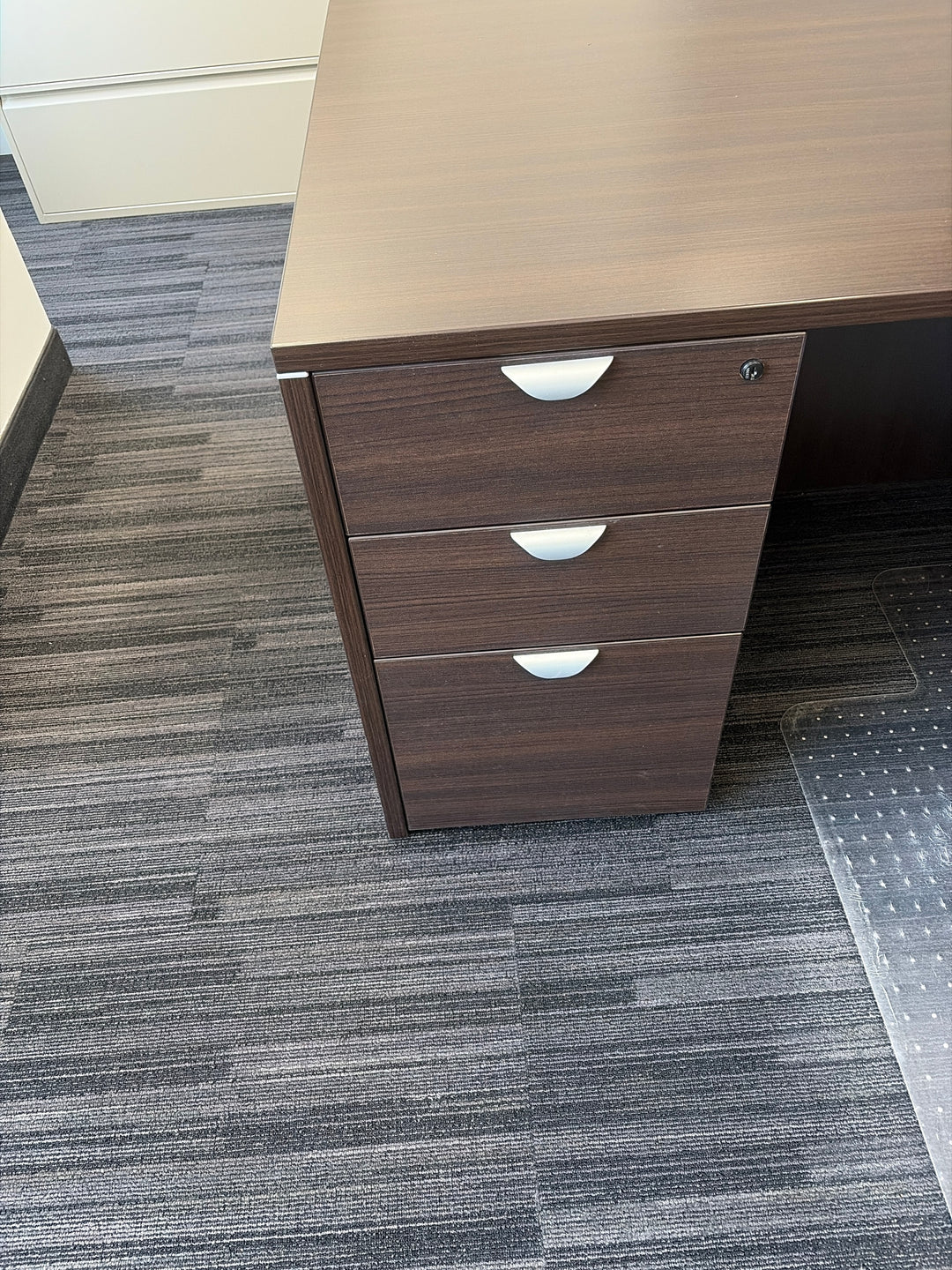 Bow Front U-Shape Desk w/Hutch, BBF Ped
