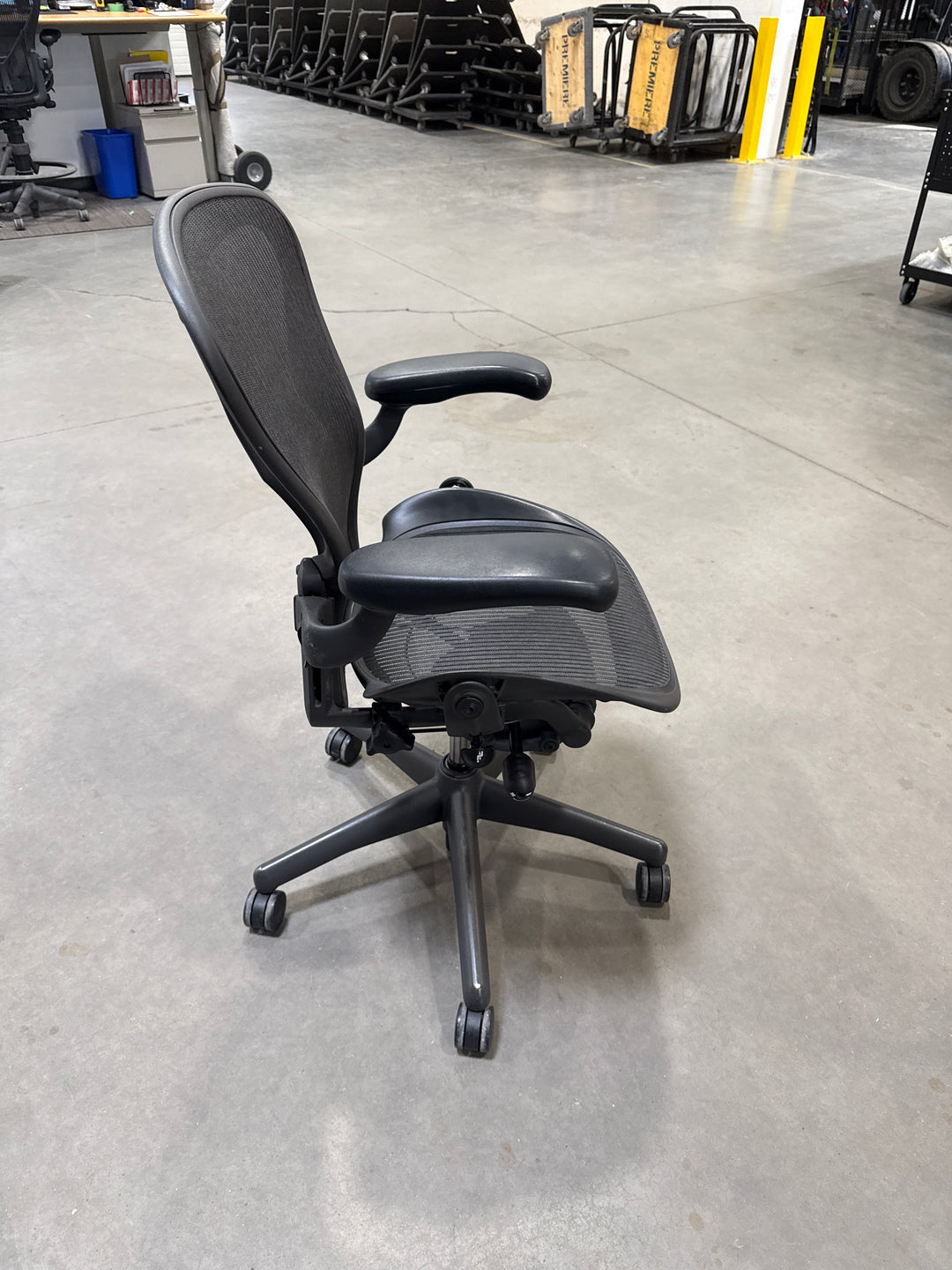 Herman Miller Aeron Size B Task Chair (No Lumbar)