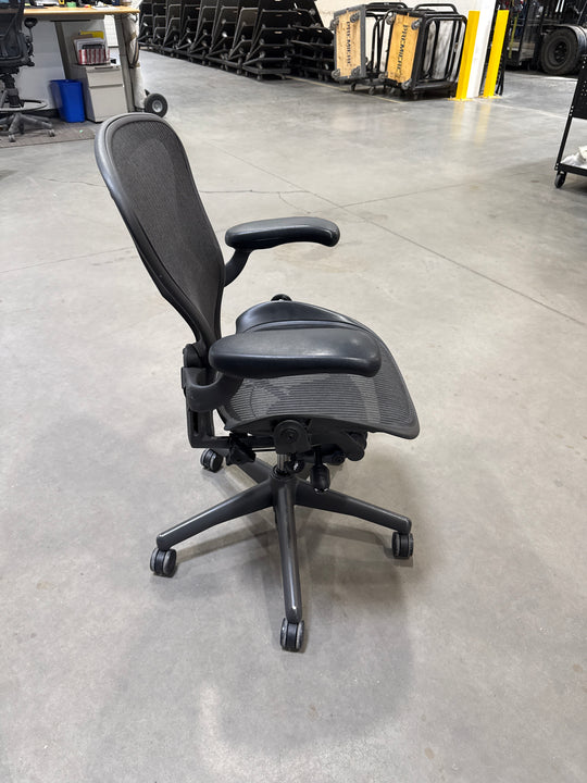 Herman Miller Aeron Size B Task Chair (No Lumbar)