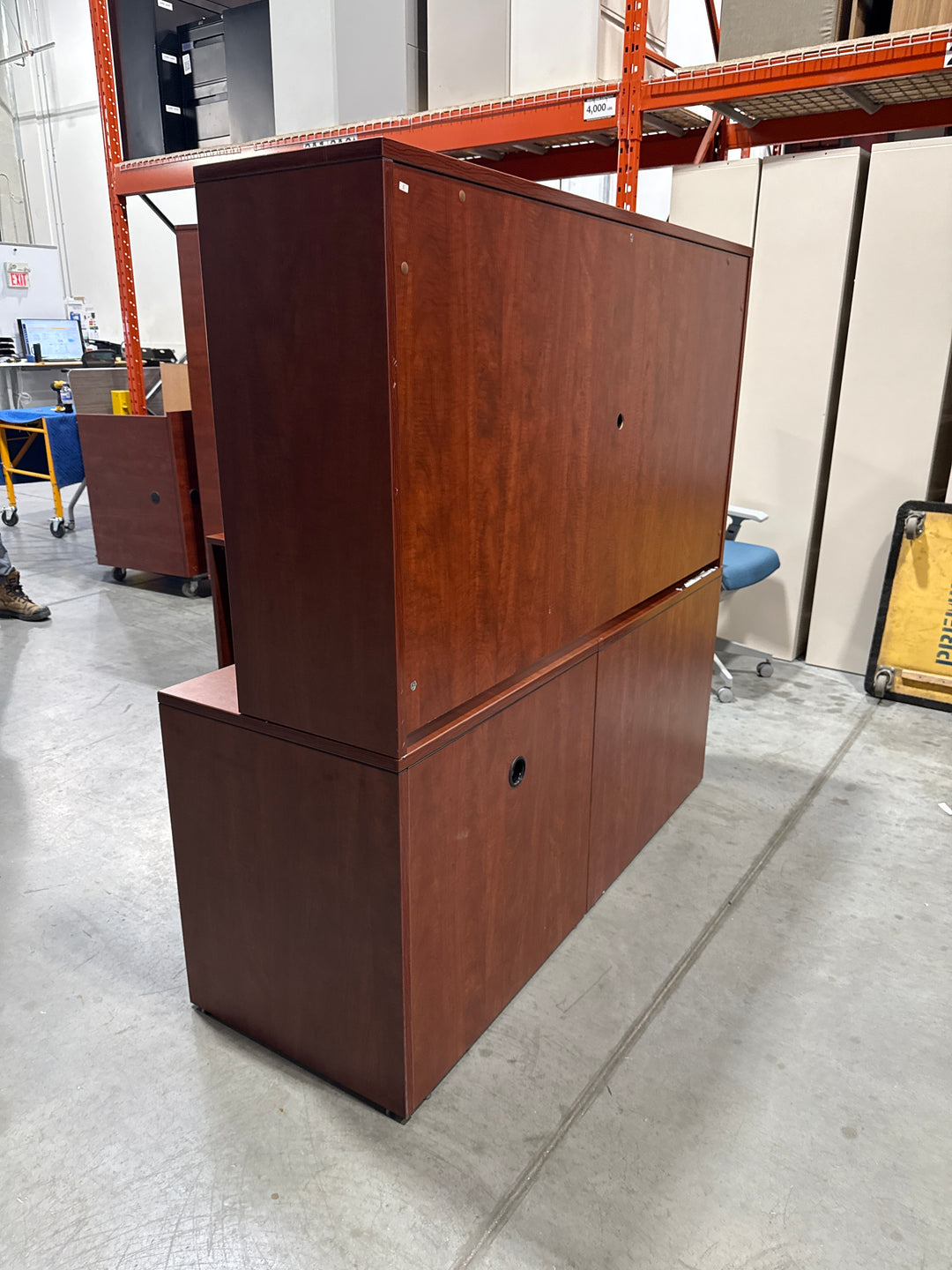 L-Shape Desk w/Hutch, BF Ped