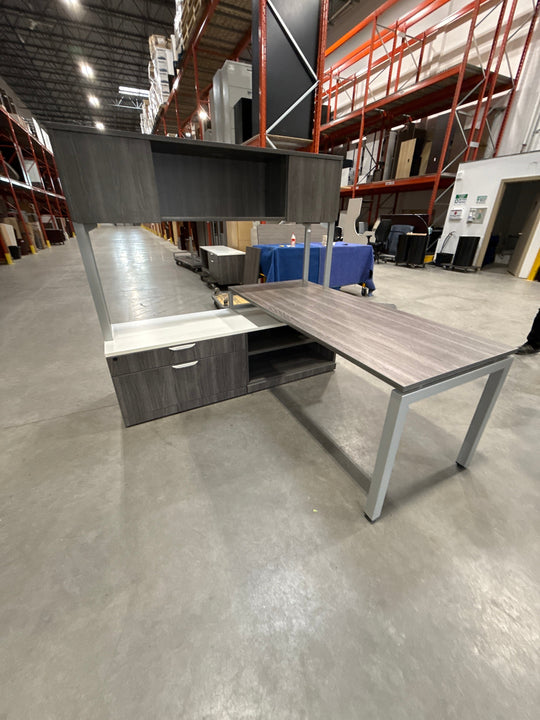 L-Shape Desk w/Hutch and Lower Storage