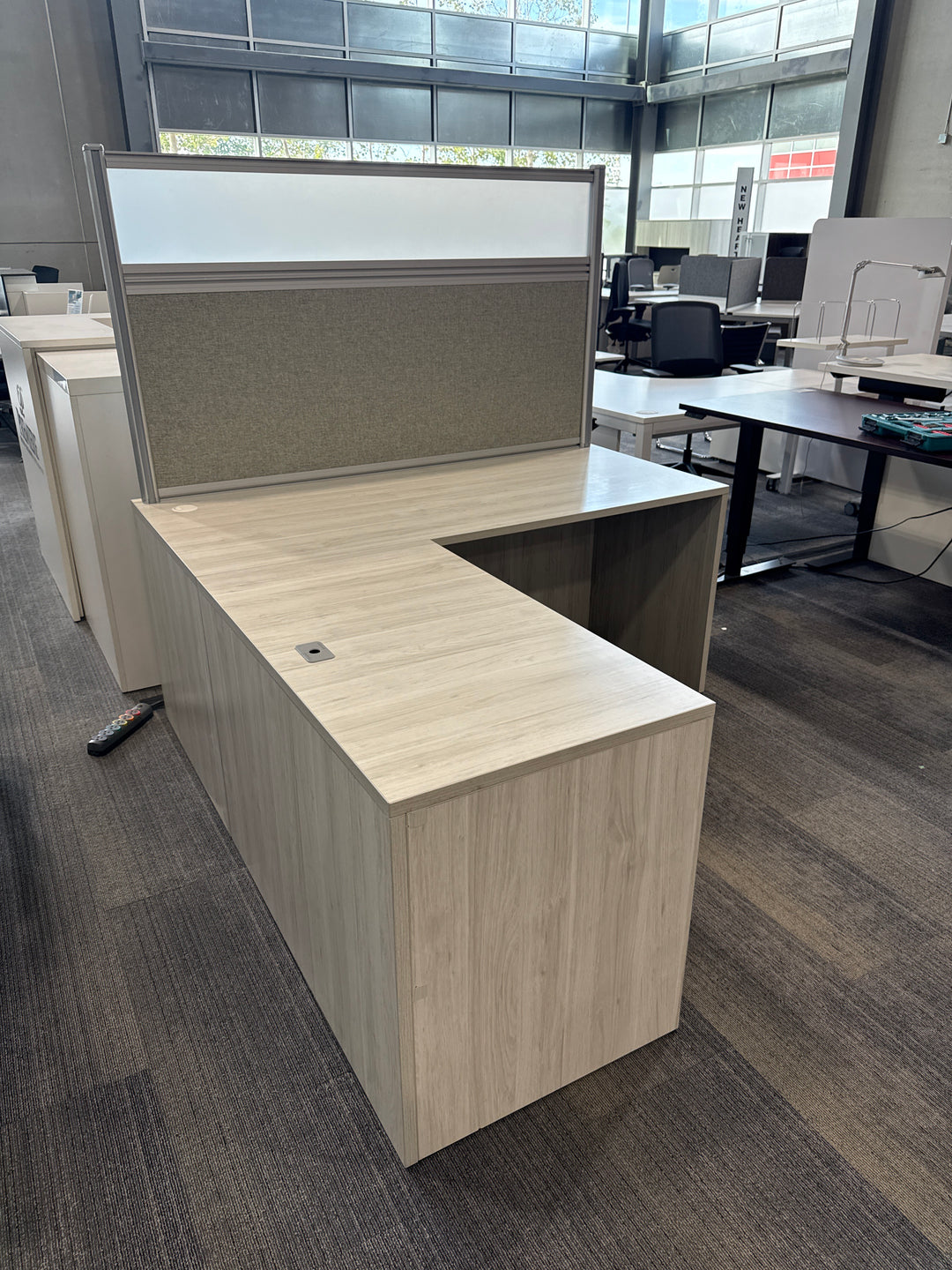L-Shape Desk w/Half Privacy Panels and BBF Ped