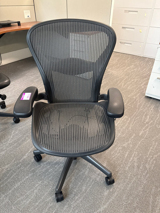 Herman Miller Aeron Size B Task Chair
