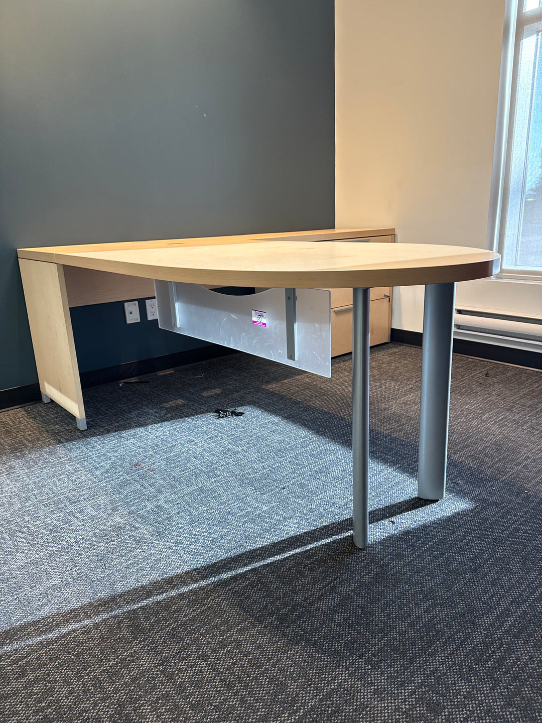 Bullet L-Shape Desk w/Lateral Storage