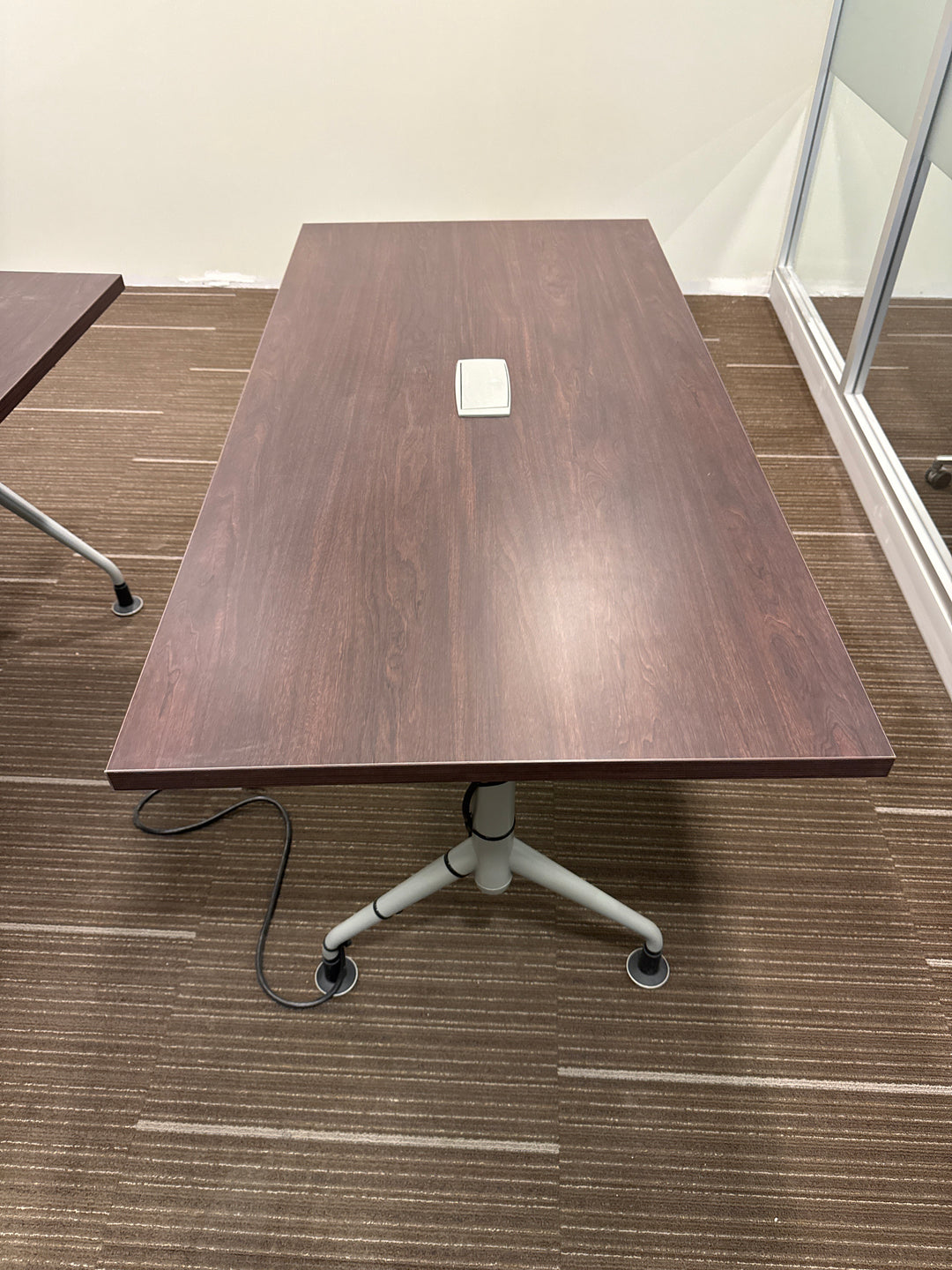 5' Training Table w/Electrical
