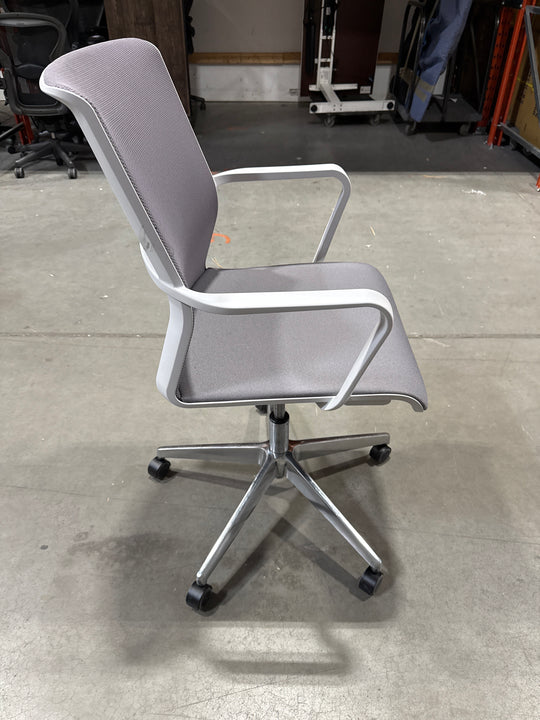 Allermuir Mesh Back Meeting Chair