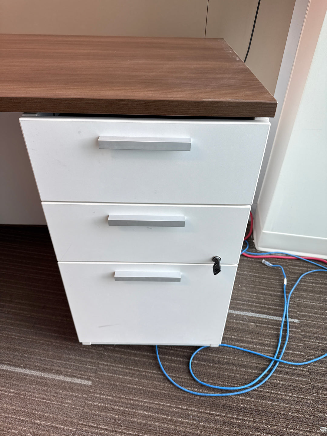 6' Straight Desk w/BBF Ped