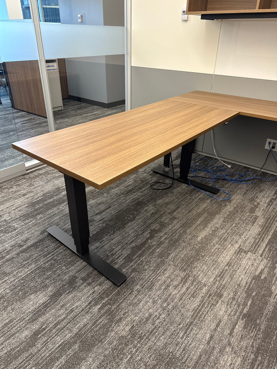 Haworth Executive U-Shape Suite w/Sit Stand, Wall Mount Overhead,Lateral and Combo
