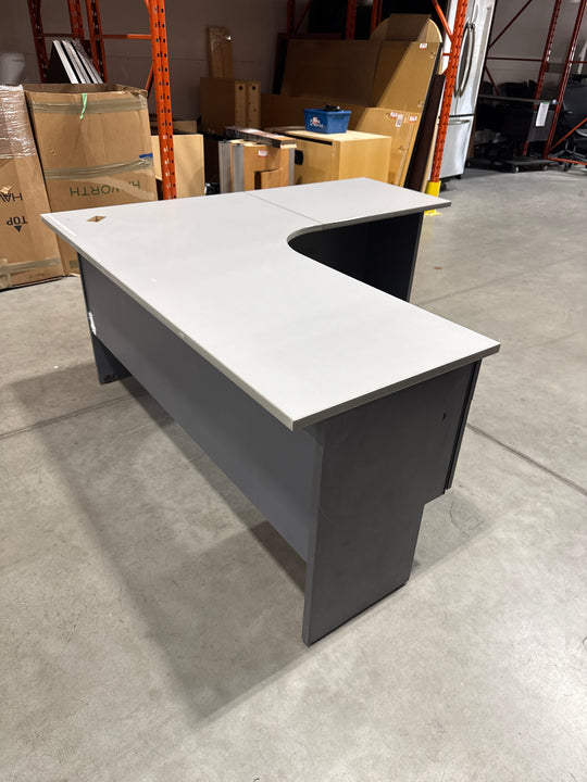 L-Shape Desk w/BF Ped