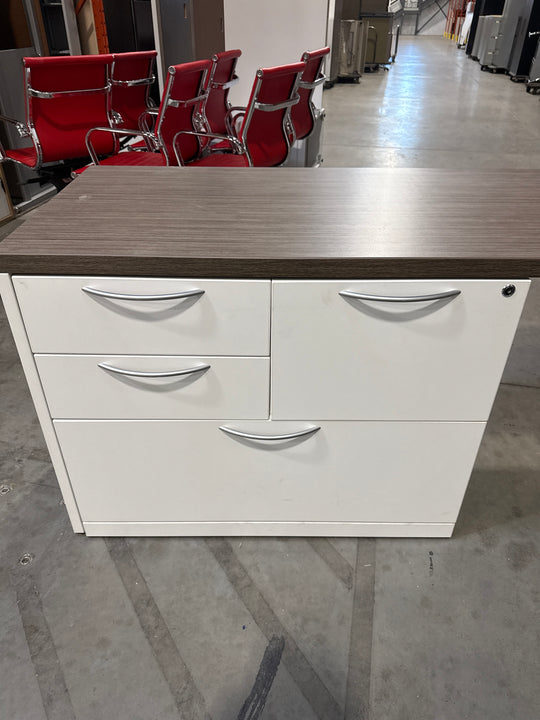 U-Shape Desk w/BBFLF and BBF Ped