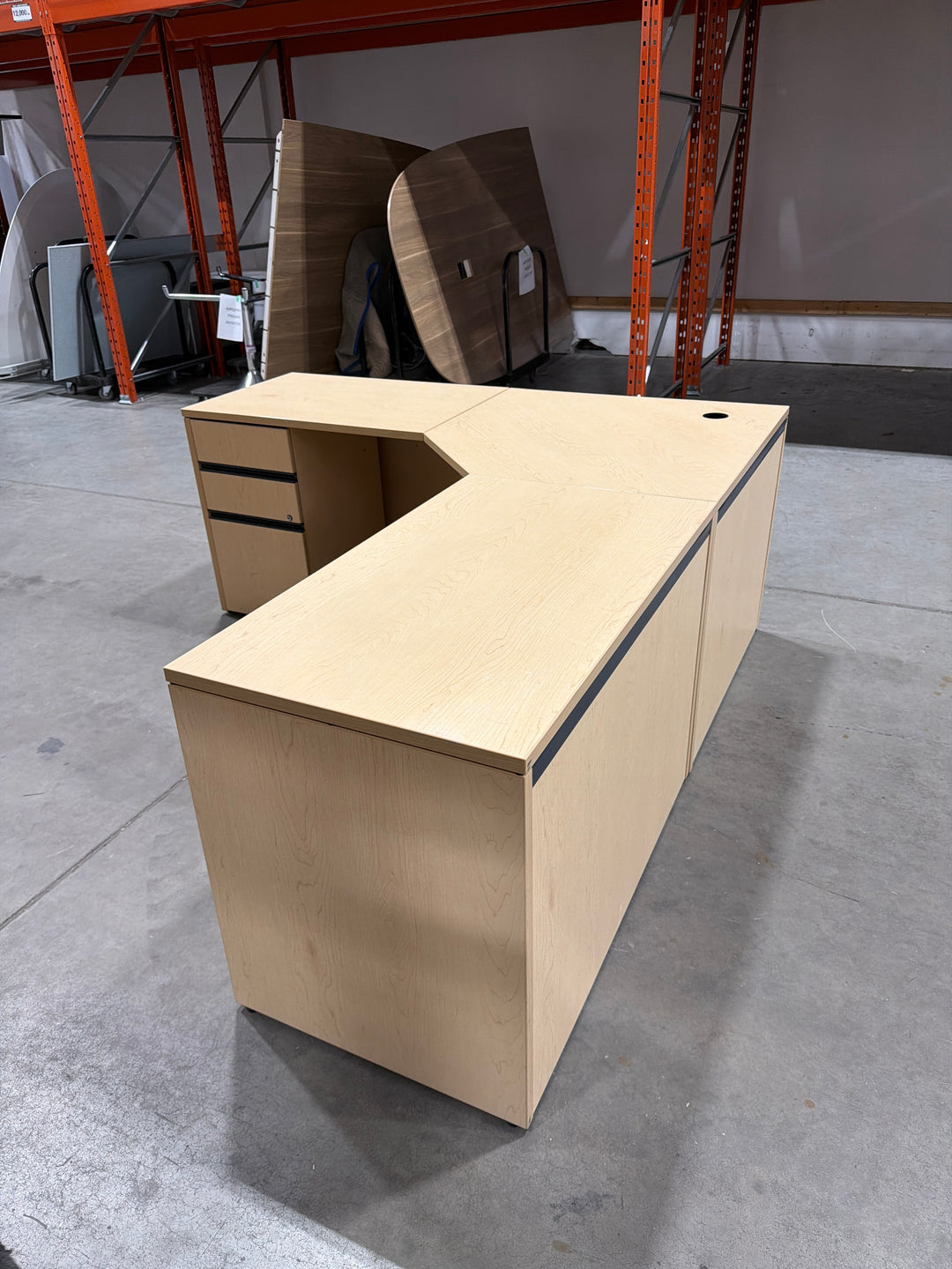 L-Shape Desk w/BBF, 2-High Lateral