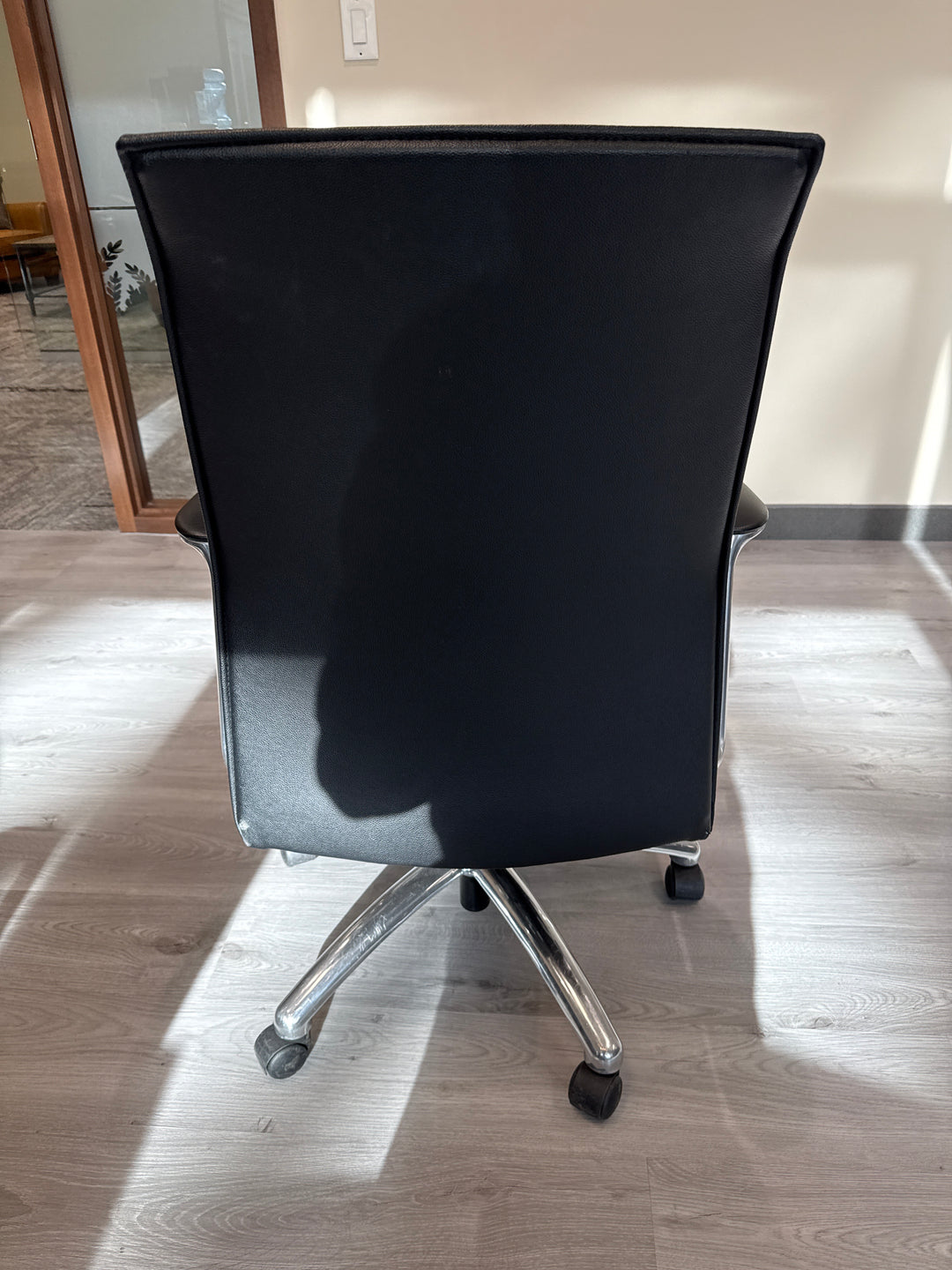 Allseating Leather Meeting Chair