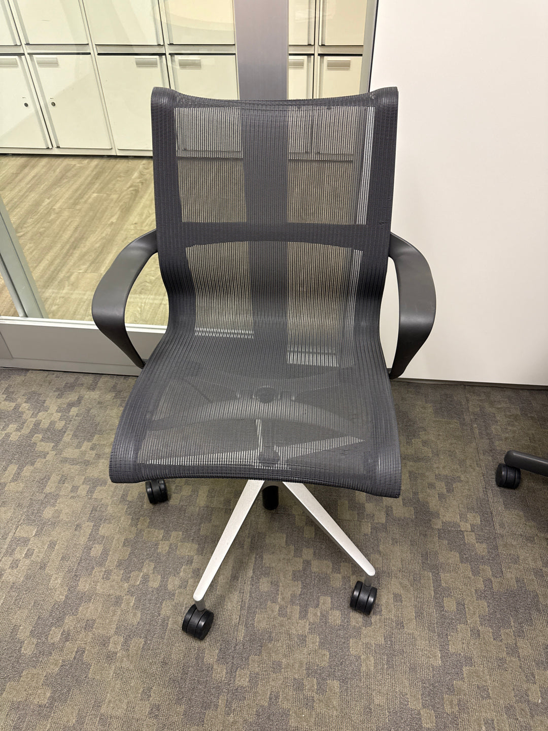 Herman Miller Setu Meeting Chair