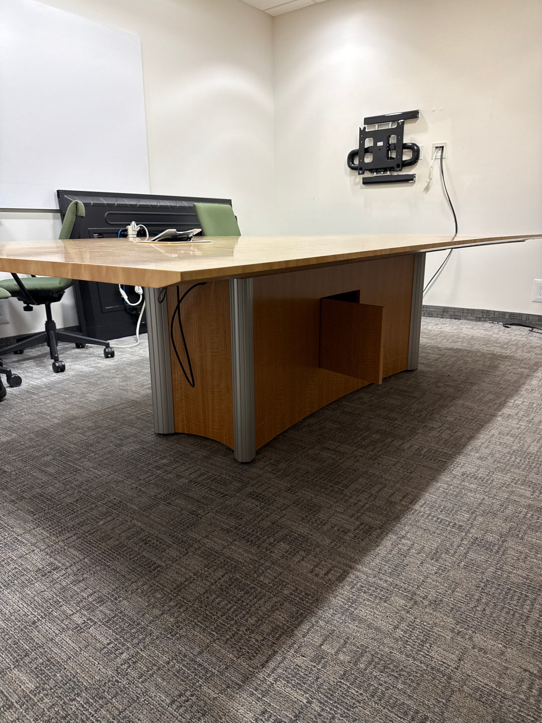 10’ Rectangle Boardroom Table w/Electrical