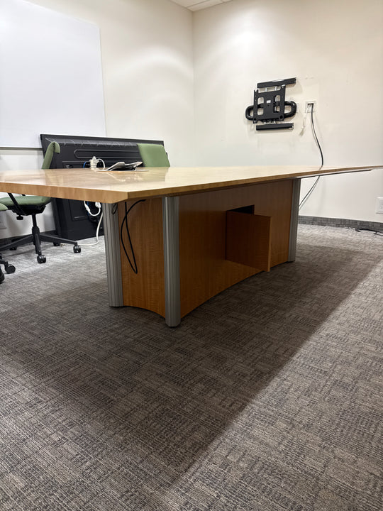 10’ Rectangle Boardroom Table w/Electrical