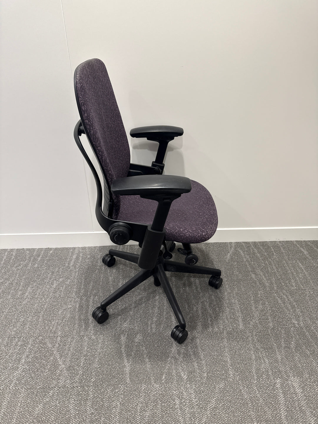 Steelcase Leap V2 Task Chair