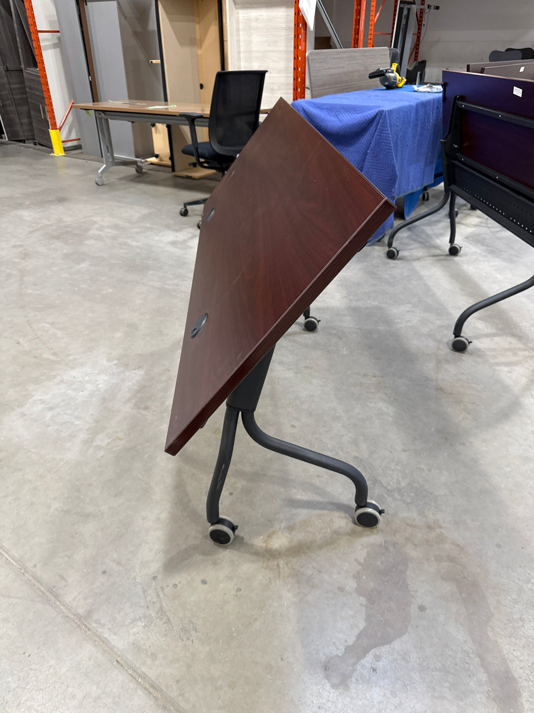 6’ Mobile Flip Top Table