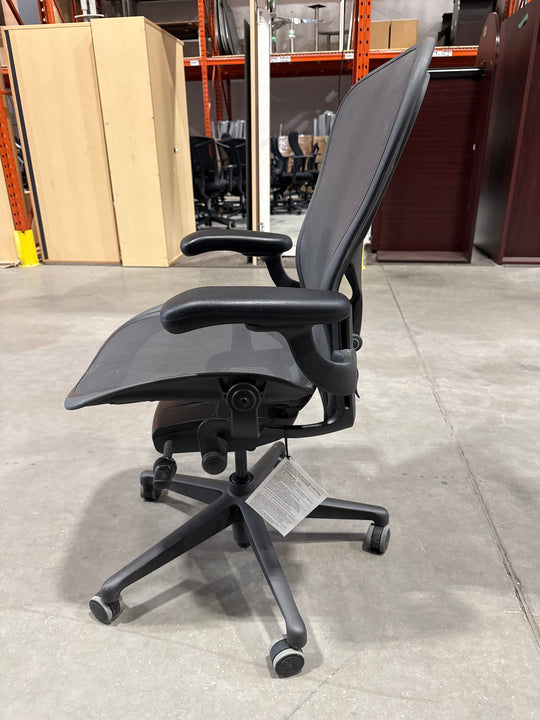 Herman Miller Aeron Size C Remastered