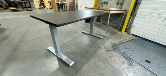 5' Electronic Sit Stand Desk (New in box)