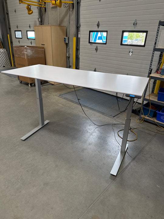 6' Knoll Electronic Sit Stand Desk