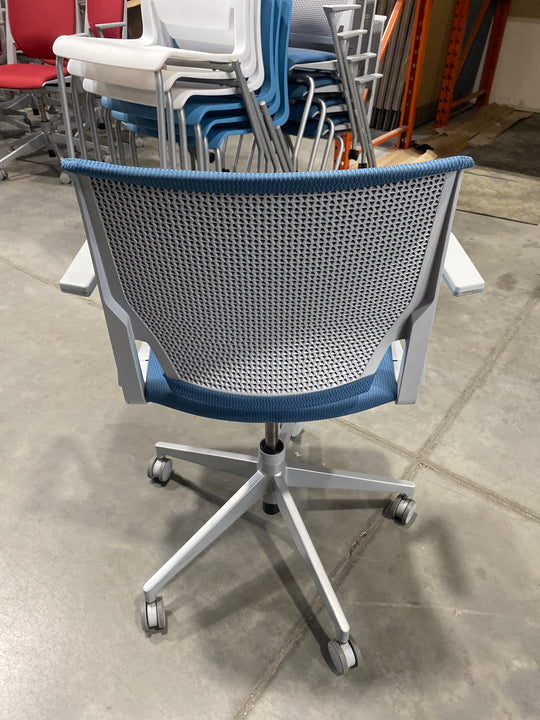 Haworth Meeting Chair